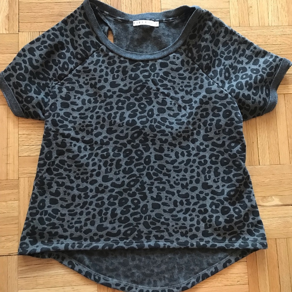 Cheetah print tee